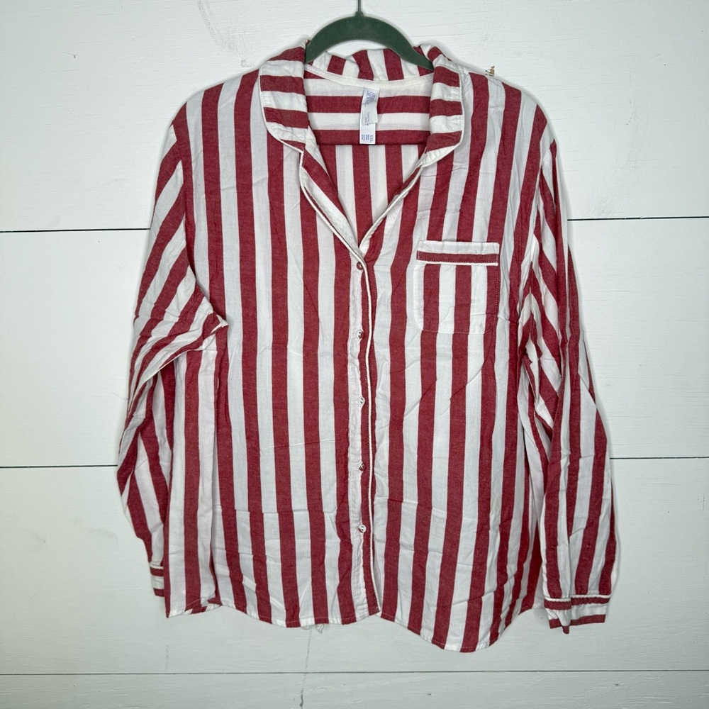 stars above Red and White Striped Button-Up Pajama Set - shirt and pants